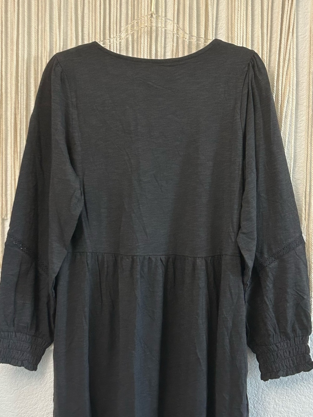 Denim & Co. Canyon Retreat Easy Midi Tiered Dress Washed Black Long Sleeve - Picture 11 of 16
